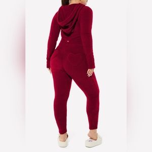 Yitty Lizzo Fabletics Pet Me Heart Pocket red Merlot onesie 5 5X